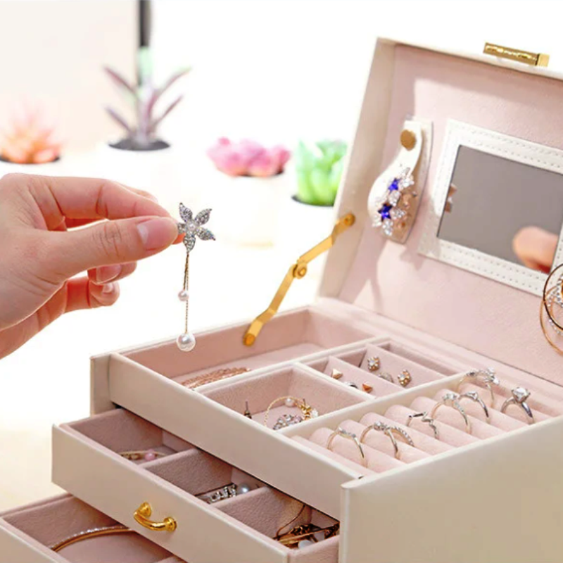 Jewelry Organizer Large Jewelry Box High Capacity Jewelry Casket Makeup Storage Makeup Organizer Leather Beauty Travel Box