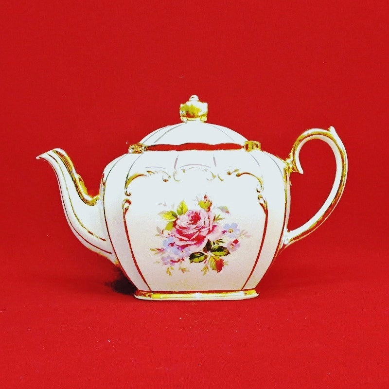 Beautiful Classic Floral Bouquet Sadler Cube Teapot