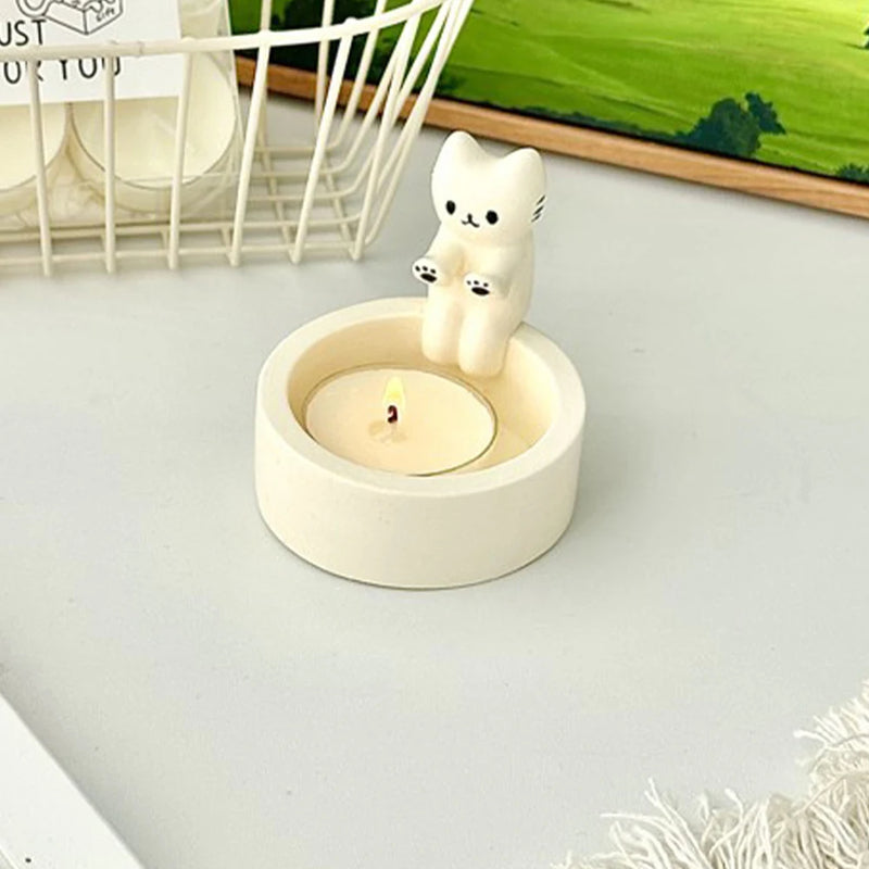 Kitten Candle Holder Cute Grilled Cat Aromatherapy Candle Holder Desktop Decorative Ornaments 