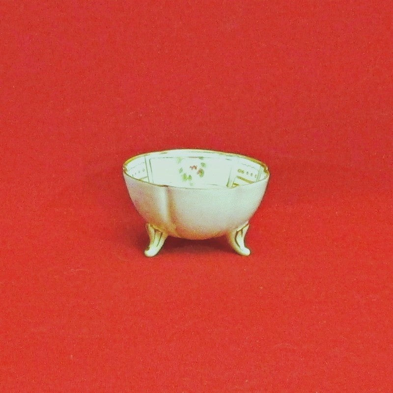 Antique Vintage Nippon Hand Painted with Gold Trim #ceramic #porcelain #clay #pottery