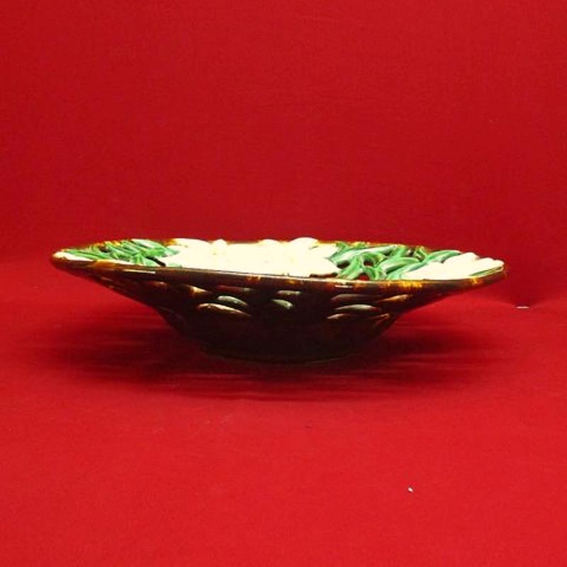 Antique Vintage Hand Painted Daisies Plate