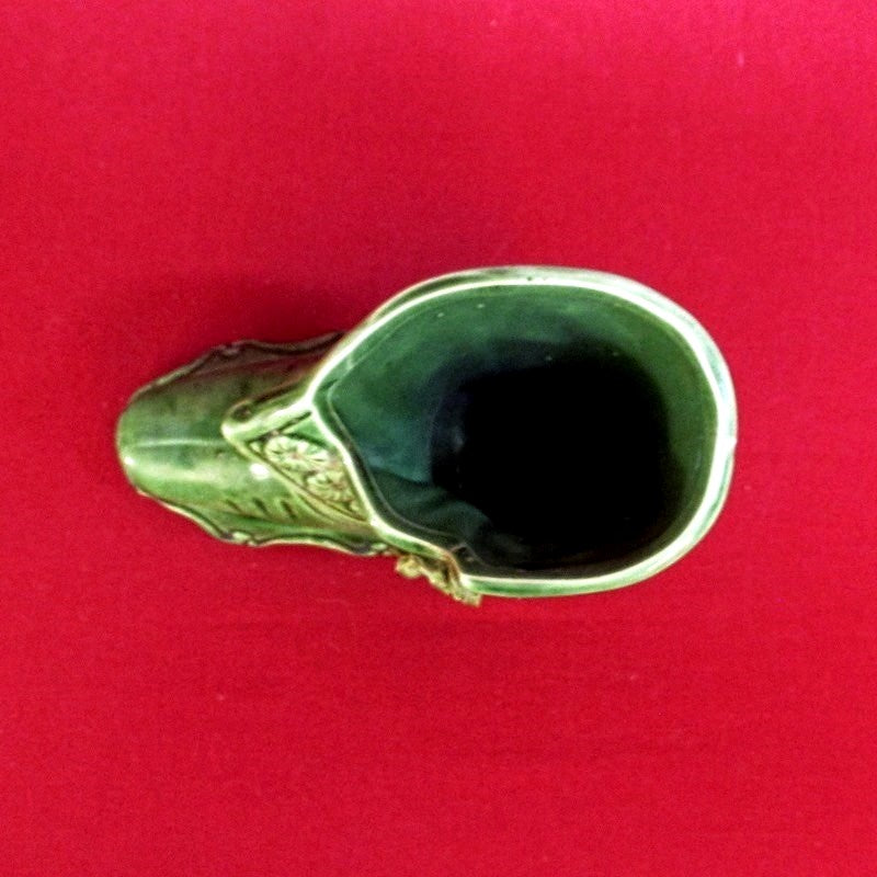 Step into Elegance Where Vintage Charm Meets Floral Beauty